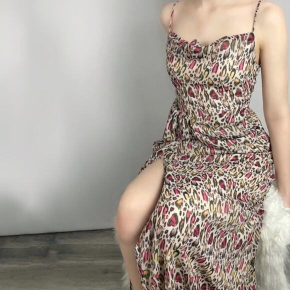 𝅺MAJORELLE Cheetah Print Maxi Dress Revolve - Picture 1 of 4